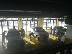 -车艺家汽车美容养护中心