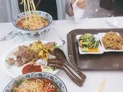 -伊穆祥牛肉面总店·清真