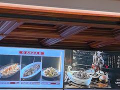 -八府香鸭·啫啫煲(华山路店)