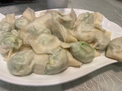 角瓜鸡蛋虾仁水饺-黄家饺子东北特色菜馆(湖滨商业街店)
