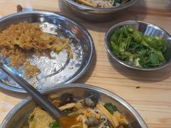 -柳州肥姨妈大骨螺蛳粉(东靖路店)