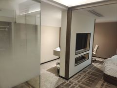 -曼谷一号酒店(深圳龙华大浪商业中心店)