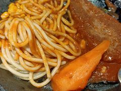 -汤姆家的牛排意面披萨(新城市广场店)