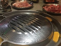 -哈哈碳都·牛肋条无限自助烤肉(台江万达店)