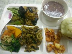 -六和孝顺素食餐厅(西湖道店)