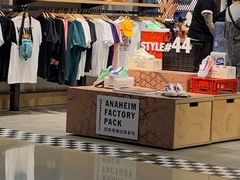 -VANS(三里屯太古里店)