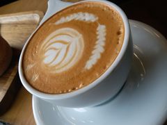 -ZING COFFEE 镜咖啡