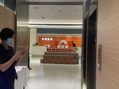 -红鼎豆捞·非遗鲍皇汤火锅(宝丰路店)