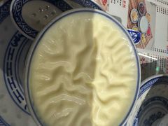 招牌双皮奶-广信牛奶甜品世家(台东店)