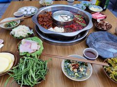 -周幺妹重庆老火锅(银泰城总店)