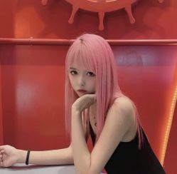 -AYO SALON