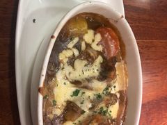 -玛格萝妮比萨屋(陆家浜路店)