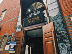 -钟书阁(松江泰晤士小镇店)