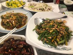 -蔼若春.传承三十年云南菜(金碧公园店)