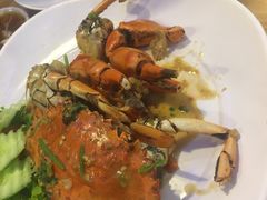 -J Daeng Seafood
