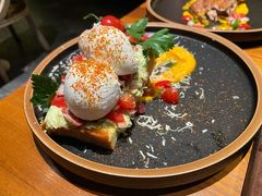 牛油果吐司大爆炸-TiKi餐厅酒吧
