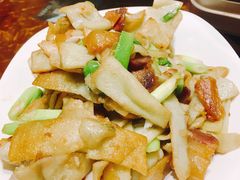 -艳阳天酒店(五里新村店)