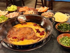 -渝井巷重庆老火锅(沈阳吉祥店)