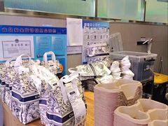 -霸王茶姬(上海静安大悦城店)