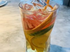 超级缤纷水果茶-蔴将·川菜(黄龙万科店)