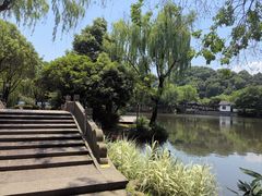 -绍兴东湖风景区