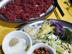-五洞培记山庄·鲜牛肉火锅