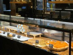 面包甜点陈列柜-Let's Taipei 非常烘焙(太古里店)