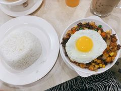 干免治牛肉饭-喜莲咖啡
