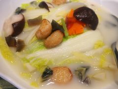 -万龙洲海鲜(大兴绿地缤纷城店)