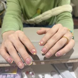 -晨·艺美甲美睫