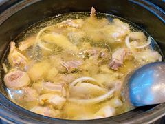 -东椰·海南椰子鸡火锅(朝阳门店)