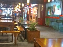 -食上东新街美食街区(民乐新都会店)