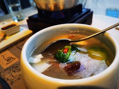 -穹六人间 people 6(岳阳路店)