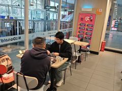 -麦当劳(轻轨曹杨路店)