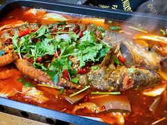 -老东镇啤酒屋海鲜加工·蒸汽海鲜·海鲜烧烤(台东店)