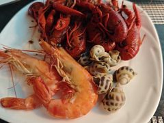 -亚洲国际大酒店·云顶阁旋转自助餐厅