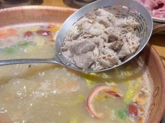 -洱火云南酸菜牛肉火锅(石景山当代商城店)