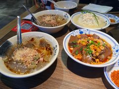 -肖四女乐山跷脚牛肉(南汇大学城生活广场店)
