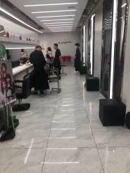 -朗峰专业美发沙龙