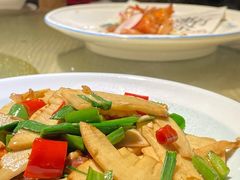 千岛湖笋干煲-姜君·千岛湖鱼头馆(浦东大道店)