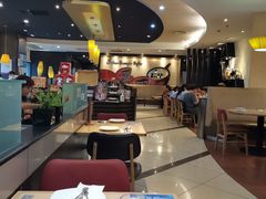 大堂-必胜客(上海南站店)