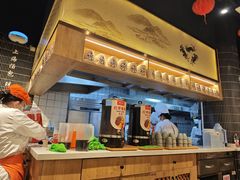 -馋三尺蟹粉小笼(人民广场店)