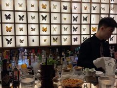 -145号U&Lounge Bar