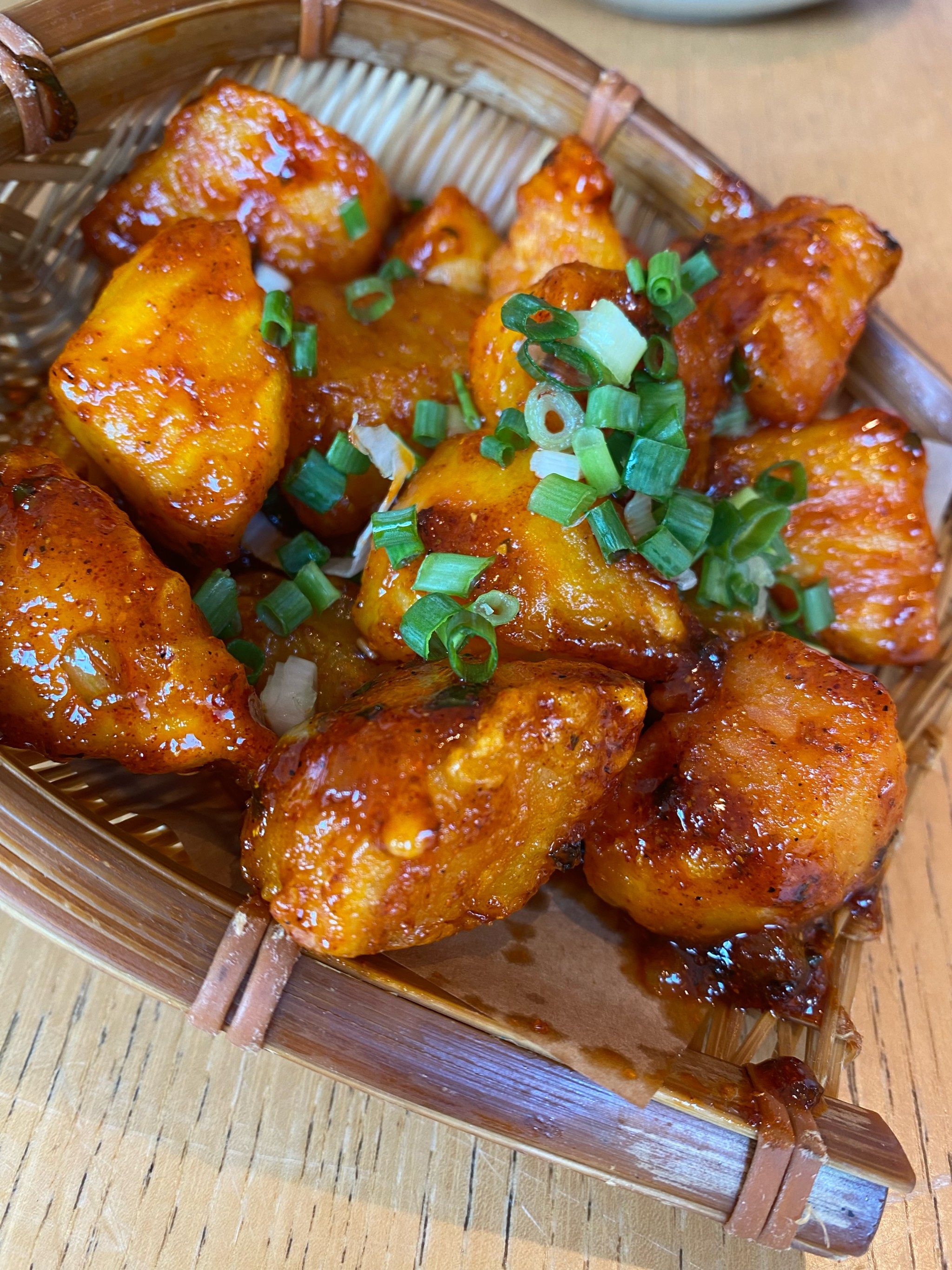 锅巴洋芋,外皮焦脆,内心软糯,土豆泥整形