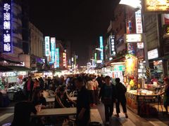 -六合夜市