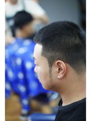 -贝勒爷专业男发