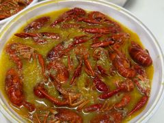 -扒虾小妹儿麻辣海鲜(宏图街店)