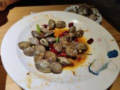 -休记光头香辣蟹干锅店(衣冠庙店)