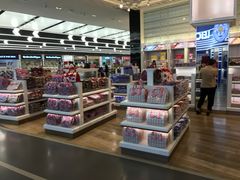 -王权免税店(普吉机场店)