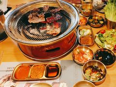 -闻老头·菊花炭烤肉(D11店)